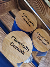 Load image into Gallery viewer, Classic Signature Candle With Sea Samphire And Water Mint